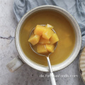 Gelber Pfirsich in fermentiertem Mangosaft gewürzt